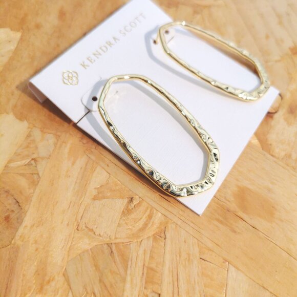 NEW Kendra Scott Zorte Hoop Earrings Gold - Picture 2 of 4